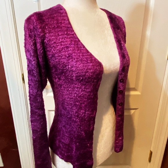 Vintage Sweater from Italy Gorgeous Purple Sweater - Picture 4 of 4